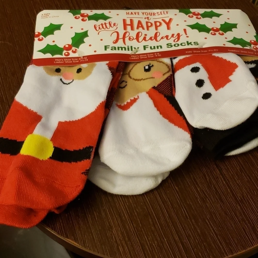 Jacques Moret Unisex Family Matching Holiday 4 Pack Crew Casual Socks